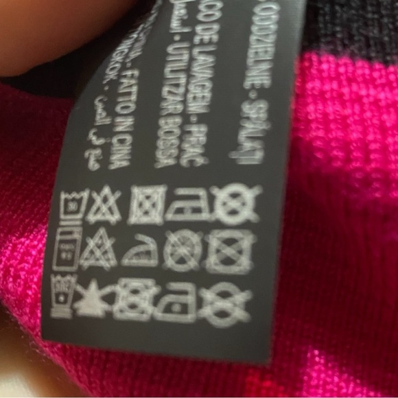 Zara Knit Black and Pink Cardigan with front Zipper and Contrasting Size S - Picture 5 of 6